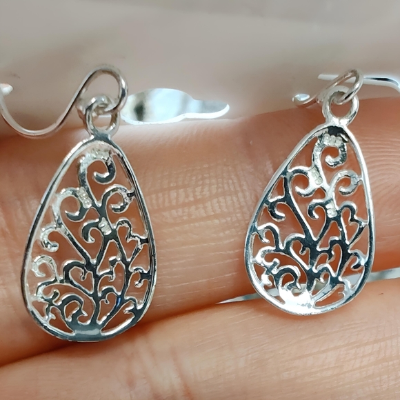 GIANI BERNINI Sterling Silver Open work Filigree Tear Drop Earrings - Picture 4 of 6